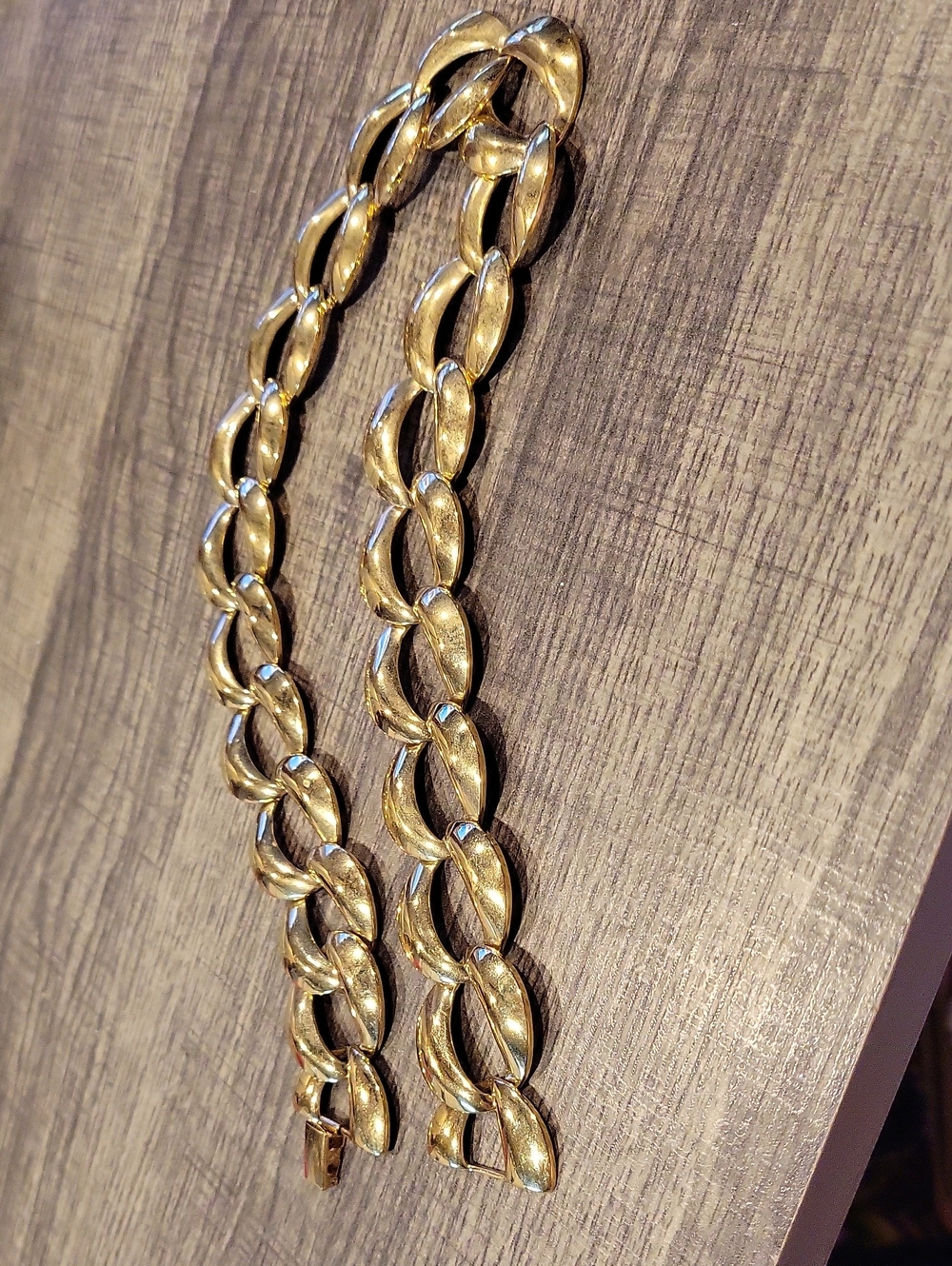 Curb Link / Chunky Choker Style Necklace,Exc.Vintage Cond.